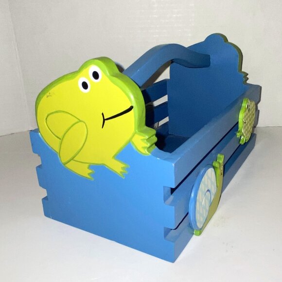 Wooden Basket with Handle Blue and Green Frog and Snail Garden Planters - Picture 3 of 6